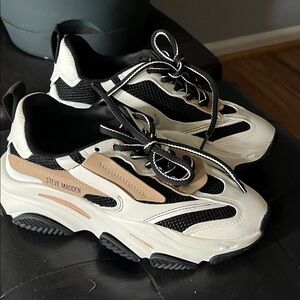 Steve Madden Black, White & Tan Athletic Chunky Sneakers